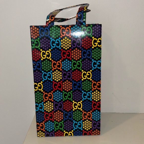 Gucci Handbags - Gucci Shopping Bag